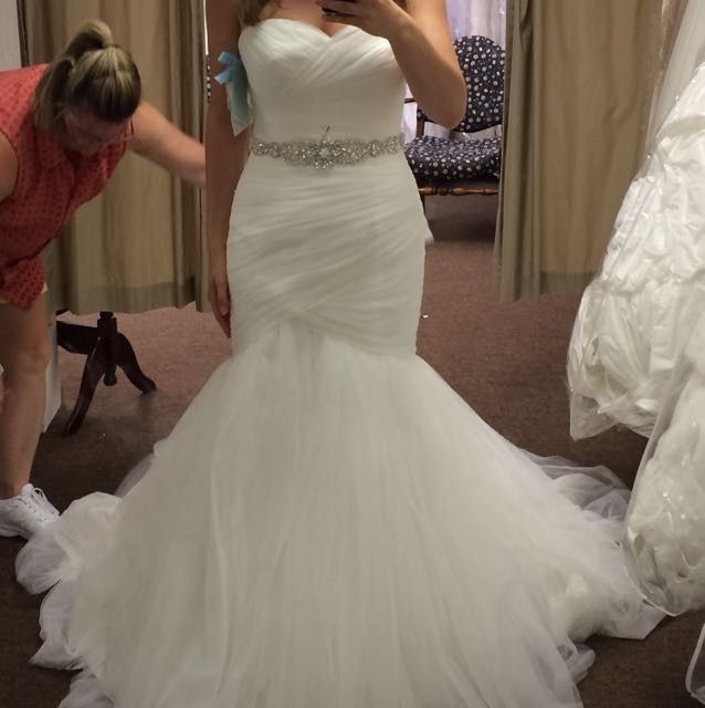 Let's see everyone's dresses