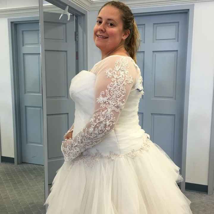 Sleeves or no sleeves please help!