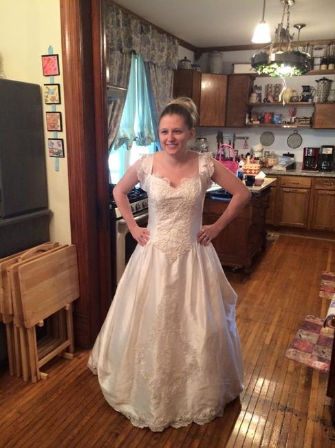 The saga on redoing my mom's wedding dress continues..