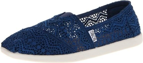 Outside wedding...flats....any other options?