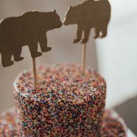 Let's see those cake toppers!