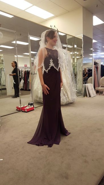 What kind/color veil to wear with my dress?