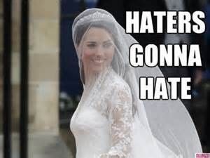 Are tiaras still a thing?
