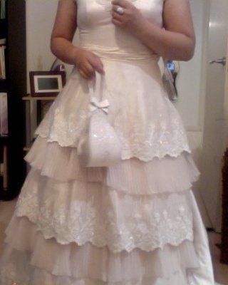 MY WEDDING DRESS