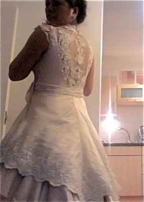 SHOW ME PICS OF YOU IN YOUR DRESS!!