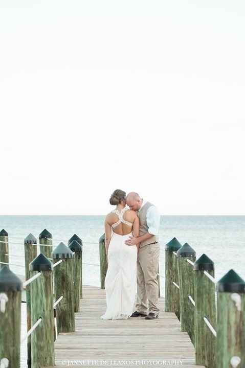 Let's show off our wedding gowns!