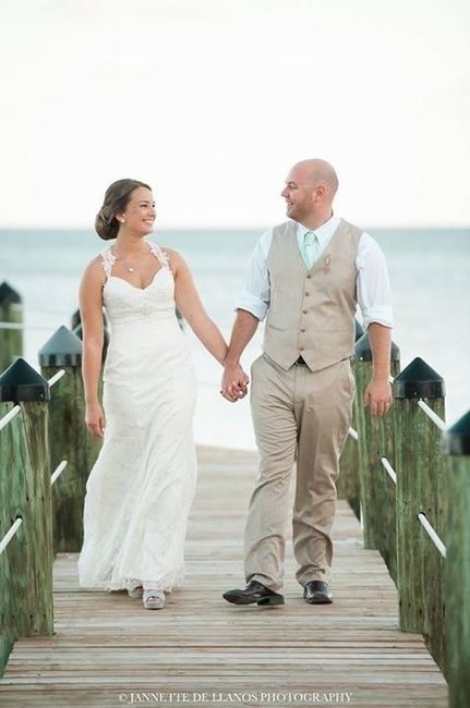 Let's show off our wedding gowns!