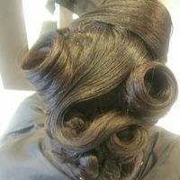 Let me see your wedding hair!