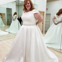 Who wants to share their gorgeous dress photos with me? - 1