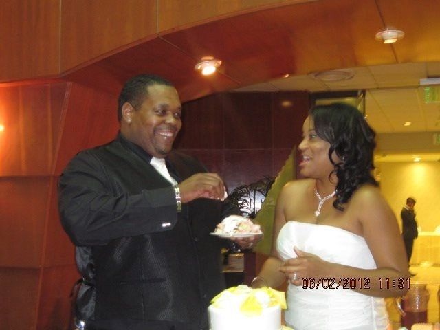 So MANY PICS FROM MY WEDDING NON-PROFESSIONAL.
