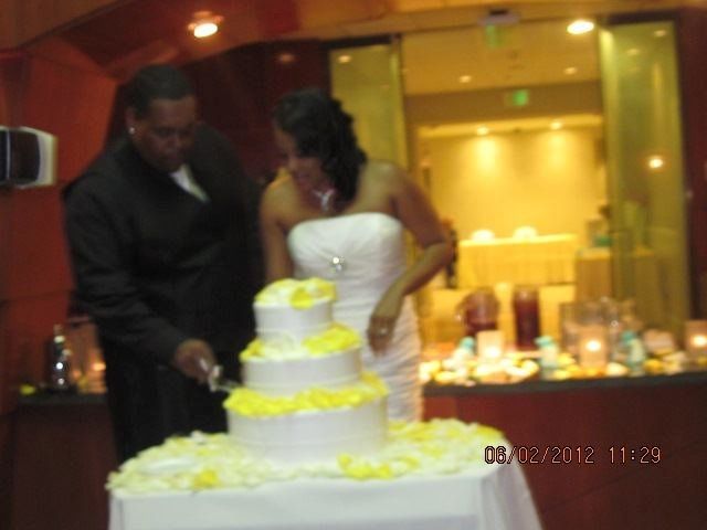 So MANY PICS FROM MY WEDDING NON-PROFESSIONAL.
