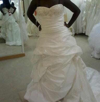 what does your wedding dress look like?!?!?