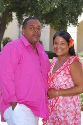 Ok......My Engagement Photos are back......