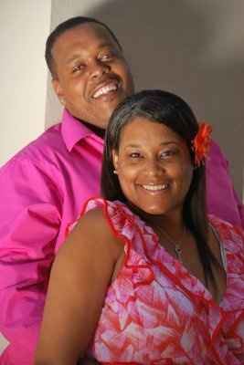 Ok......My Engagement Photos are back......
