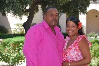 Ok......My Engagement Photos are back......