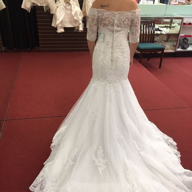 Let's see everyone's dresses