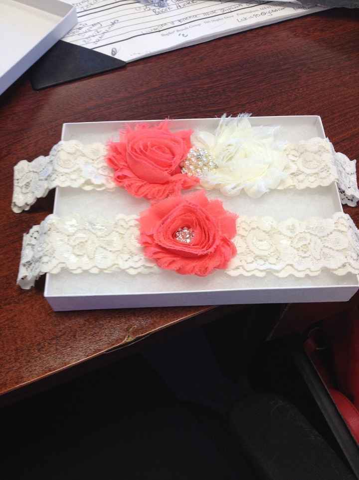 2 garters? What is the 2nd one for?