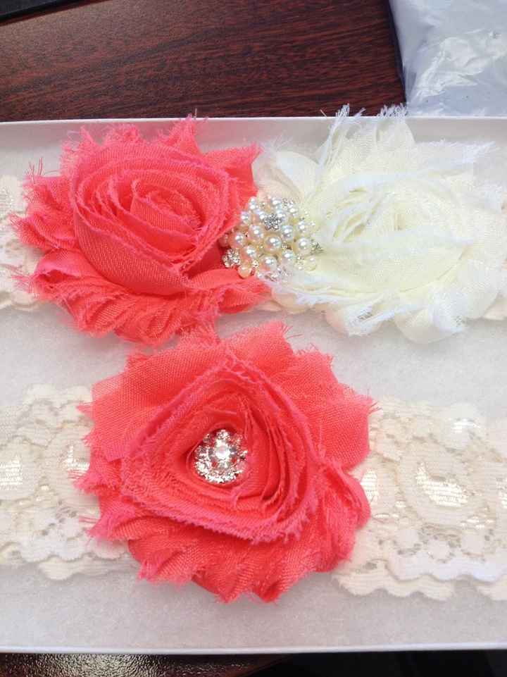 My Garter set arrived today!!!! *PICS*