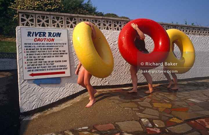 Show me your dainty rings/dainty fingers with your rings :)!