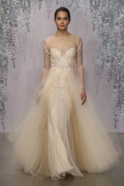 Gold Gowns?? Please help!