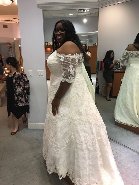 My wedding dress is ready!!