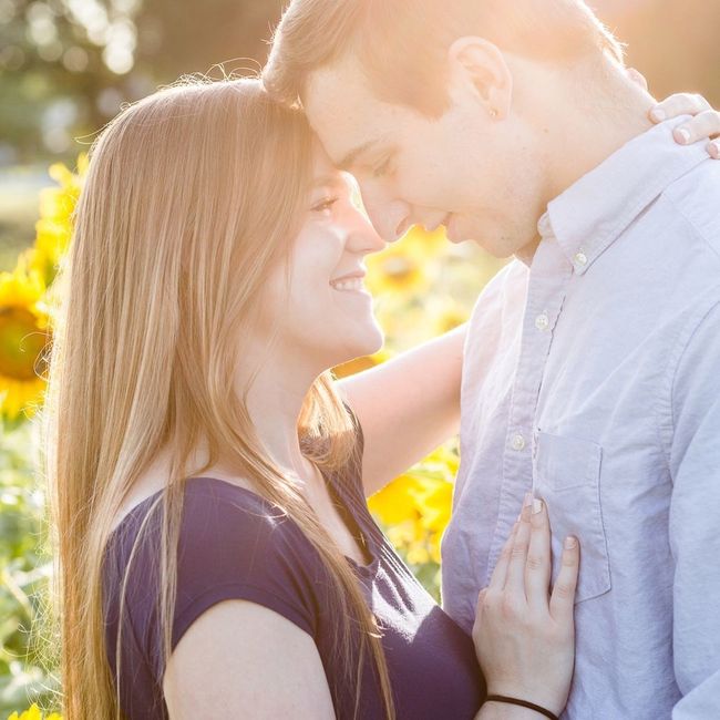 Engagement picture excitement