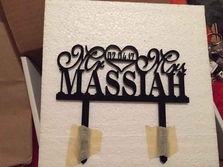Cake topper