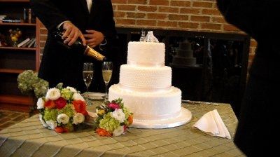 Can I see your wedding cake?