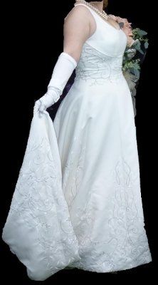Advice from Randy (SYTTD) about wedding dress....