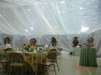 Has anyone had to decorate a gym for a wedding?