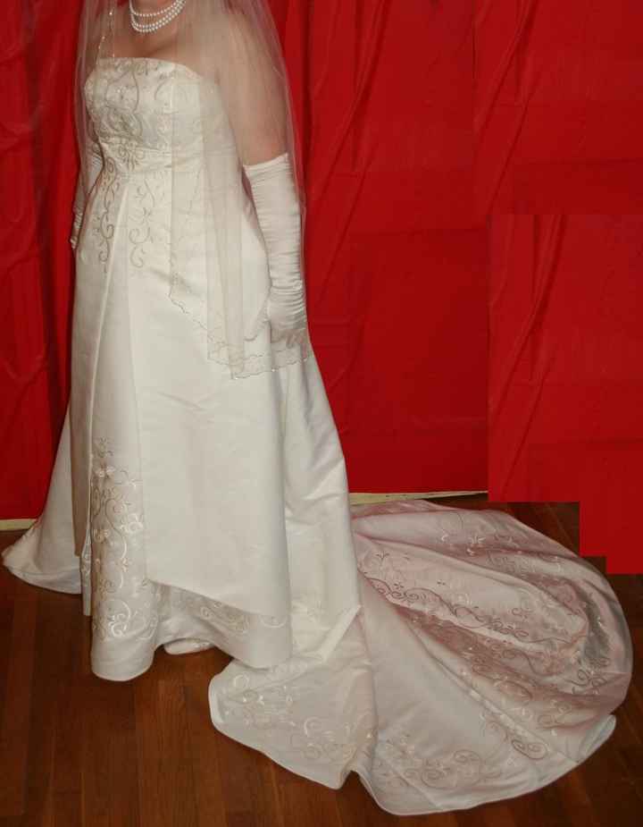 Married ladies- show us the before and after dress pics!