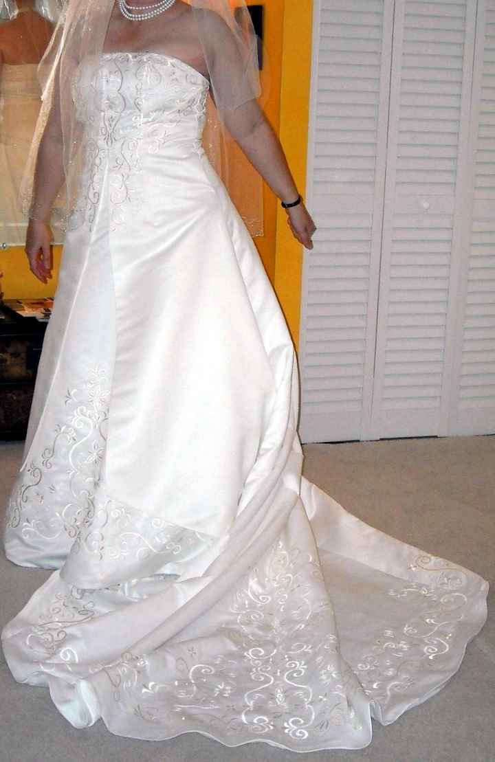 show me your Wedding dresses!!!!