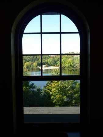 Spin Off- Show me your venues!