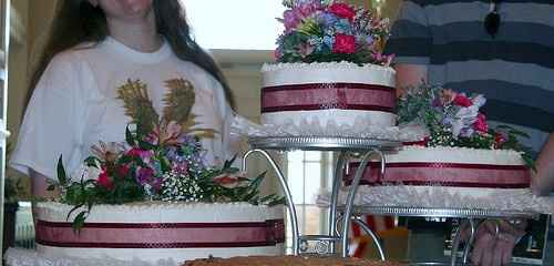 Making my own wedding cake? Crazy?