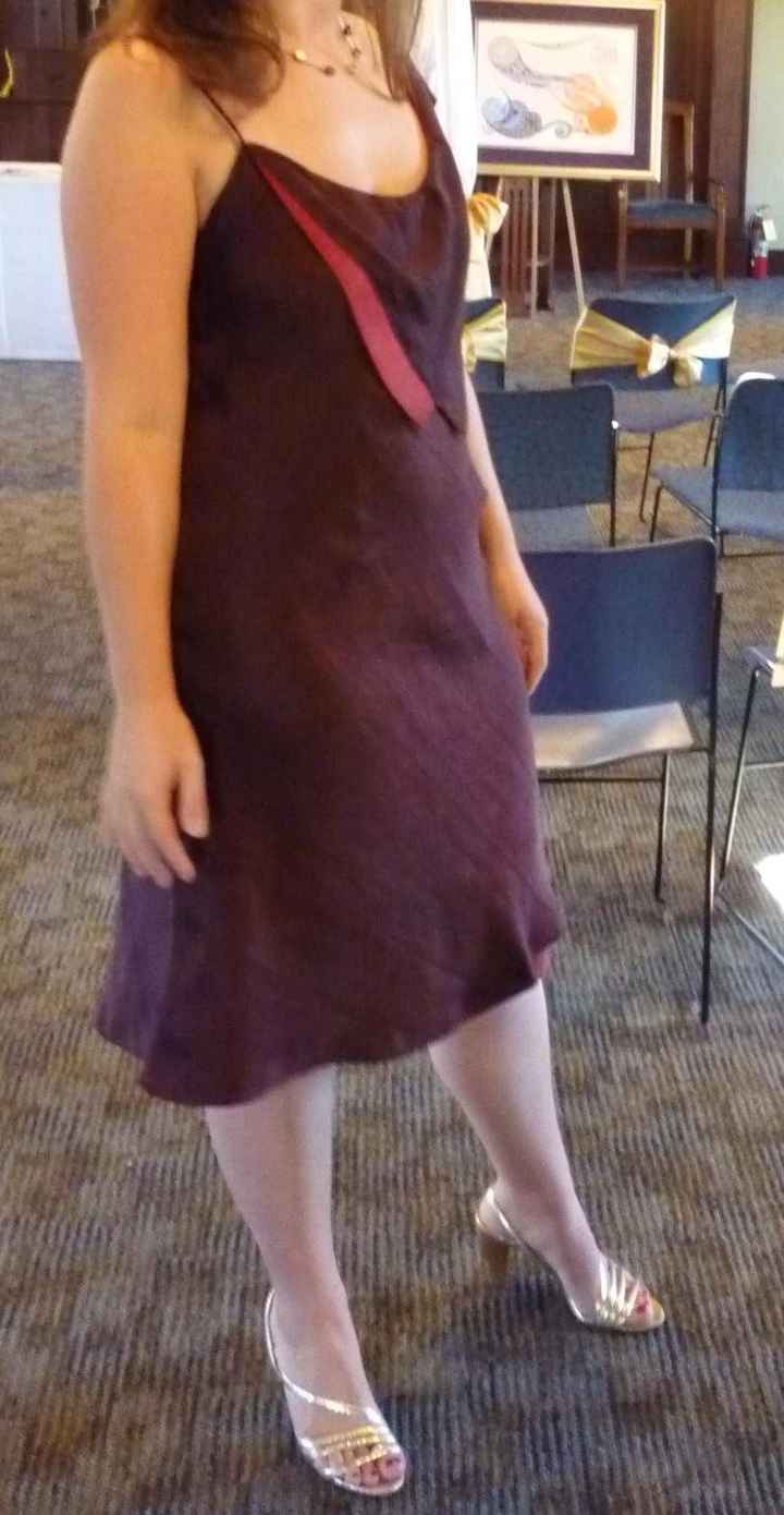 Does the GM attire have to match the BMs or can it be complementary?