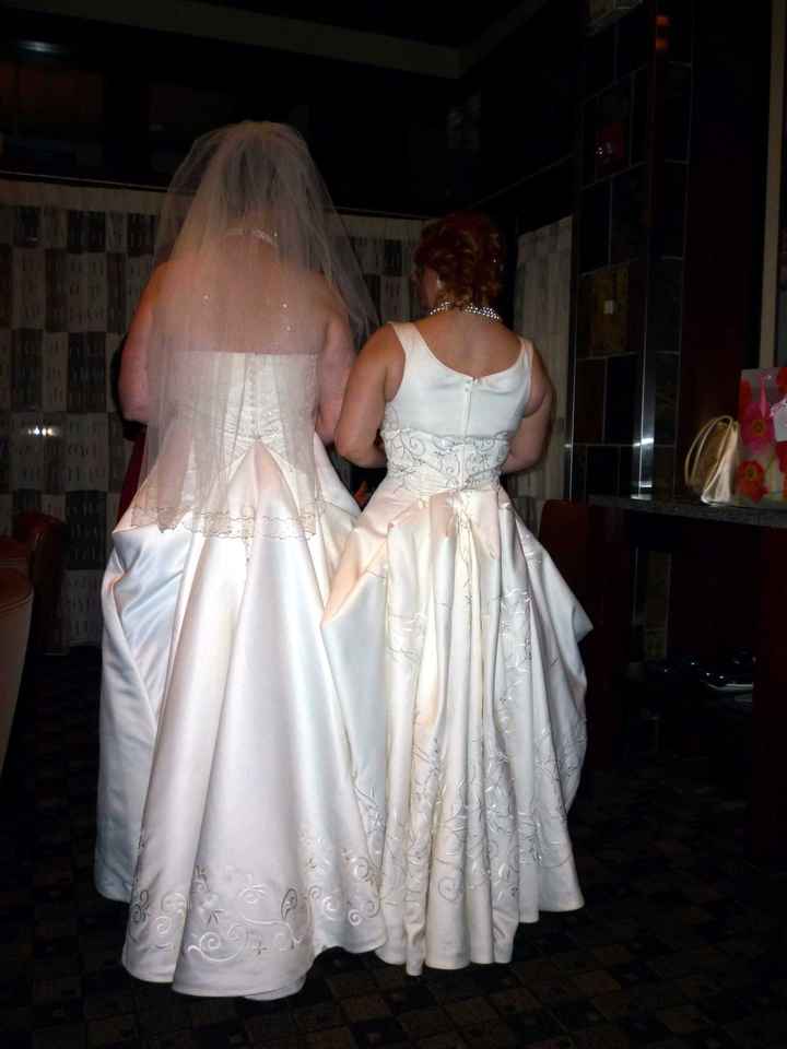 Show me your bustle!