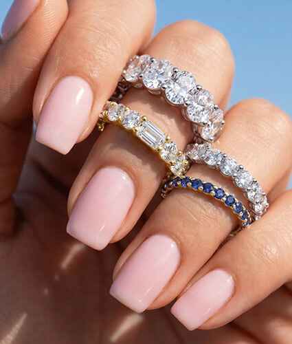 Our diamond eternity rings feature stunning diamonds that completely encircle the band, creating a s