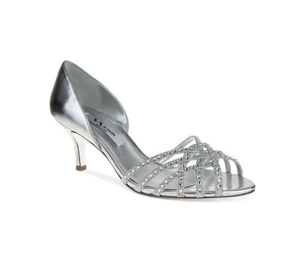 Wedding shoes: How big is your heel?