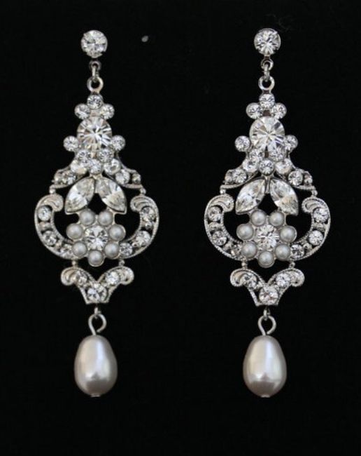 Show me your statement earrings