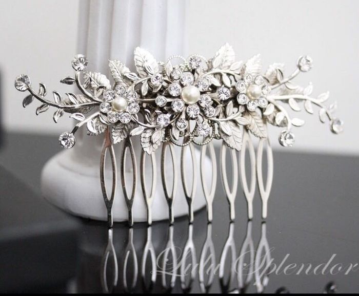 Which hair comb matches my earrings?