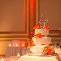 Cake cake cake . Show me your cake .