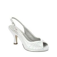 Show me your shoes, please