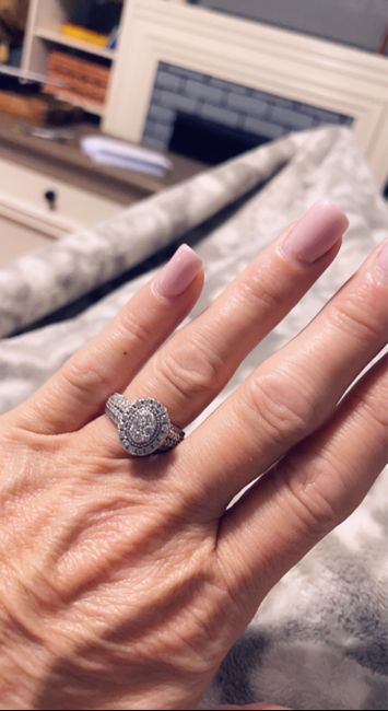 Brides of 2022! Show us your ring! 8