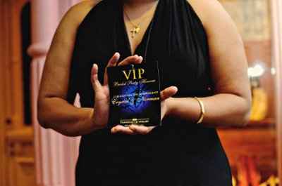 I've been Vistaprinted! My engagement party stuff! ..::Pictures