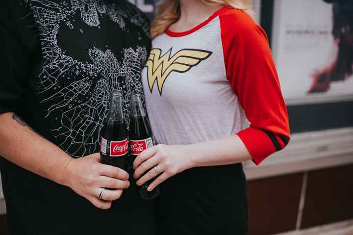 Engagement photo inspiration! Outfits and props!