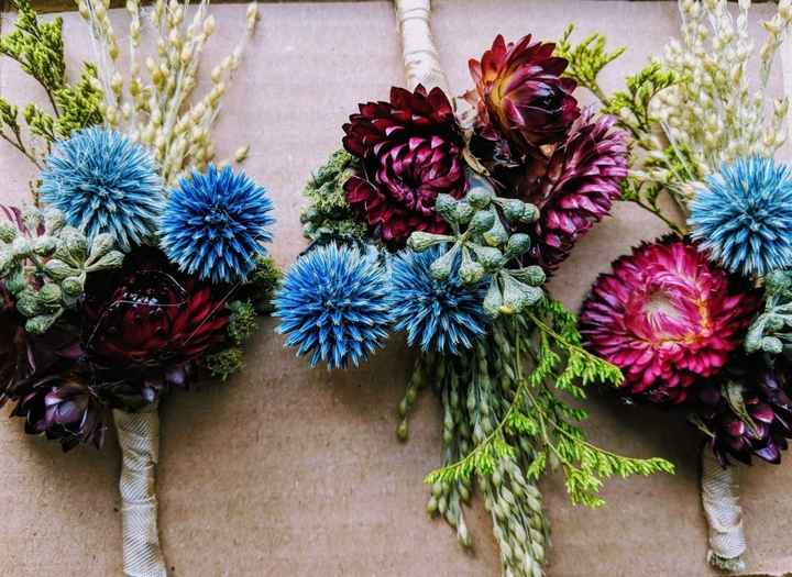 Boutonnieres and Corsages - 1