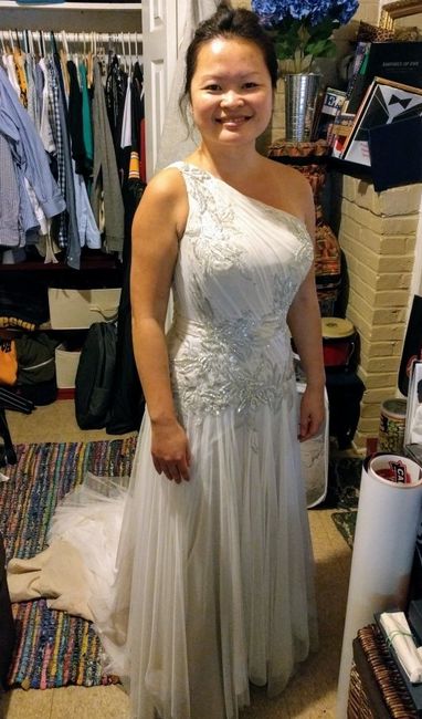 Show me your one-shoulder wedding dresses! - 1
