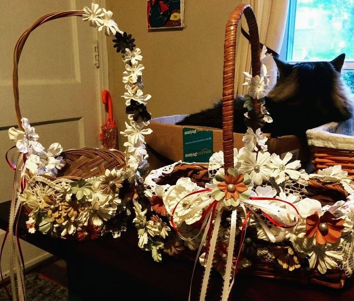 Crazy how quickly Fall is approaching. Share pics of your lovely wedding Diys! - 4