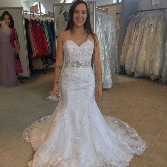 Show off those dresses!
