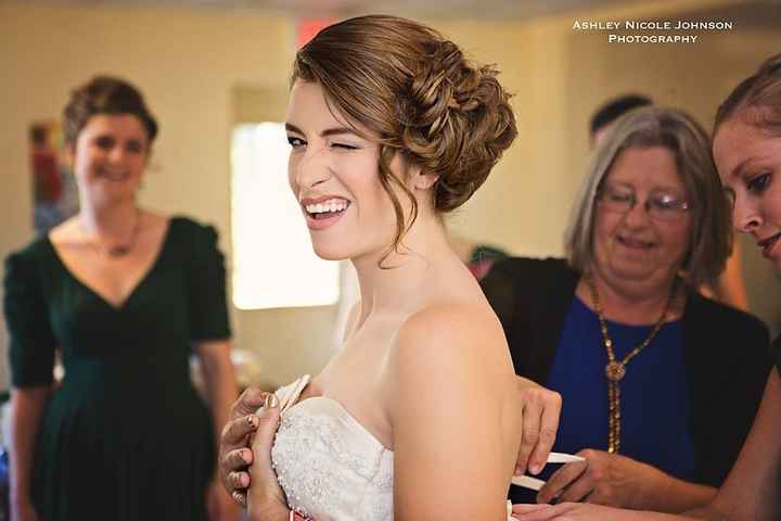 Show me your wedding hair